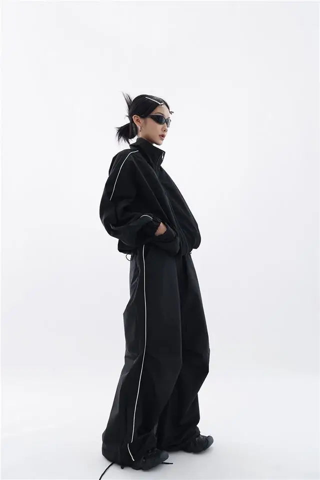 Mirla | Oversized Sportig Svart Träningsdräkt-Eva Jonsson