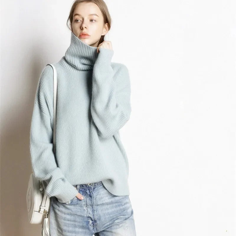 Mirla | Oversized Stil Rullkrage Tröja för Fritid och Kontor-Eva Jonsson
