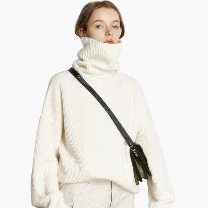 Mirla | Oversized Stil Rullkrage Tröja för Fritid och Kontor-Eva Jonsson