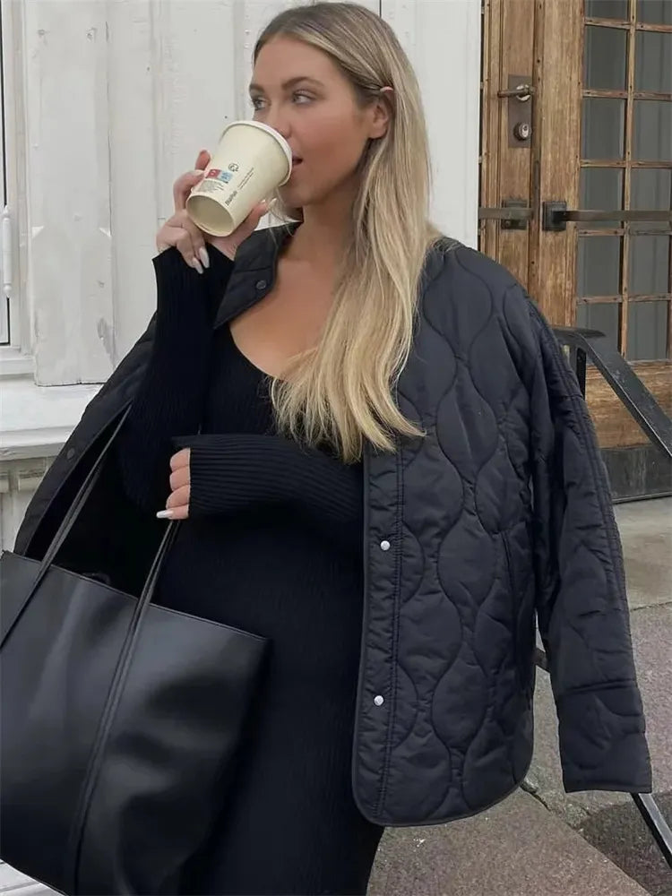 Mirla | Oversized quilted jacket with pockets-Eva Jonsson