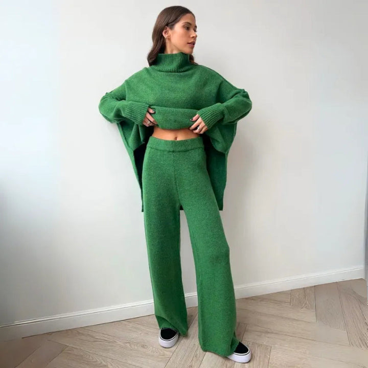 Mirla | Överstor Loungewear-Set med Rullkrage och Vida Byxor-Eva Jonsson