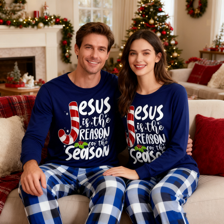 Mirla | Par Julmatchande Pyjamas med Jesus Texttryck-Eva Jonsson