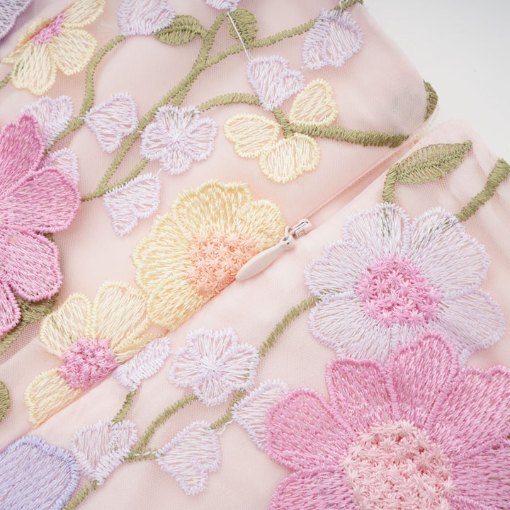 Mirla | Petal Broderad Top & Kjol Matchande Set-Eva Jonsson