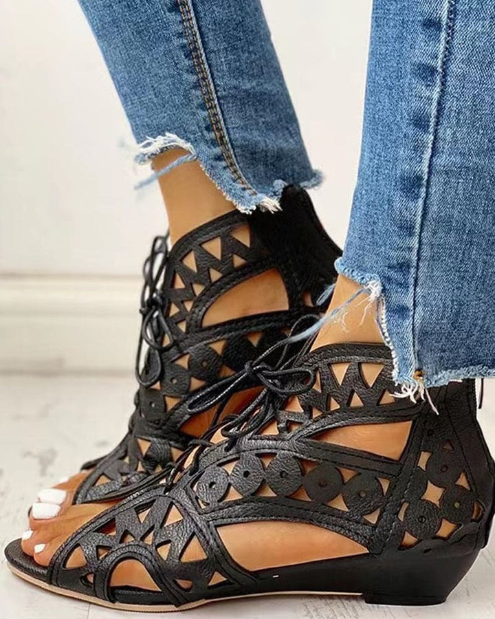 Mirla | Platta Sandaler i Etnisk Stil med Urtag-Eva Jonsson