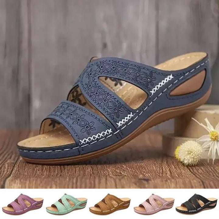 Mirla | Premium ortopediska sandaler med kilklack och öppen tåparti-Eva Jonsson