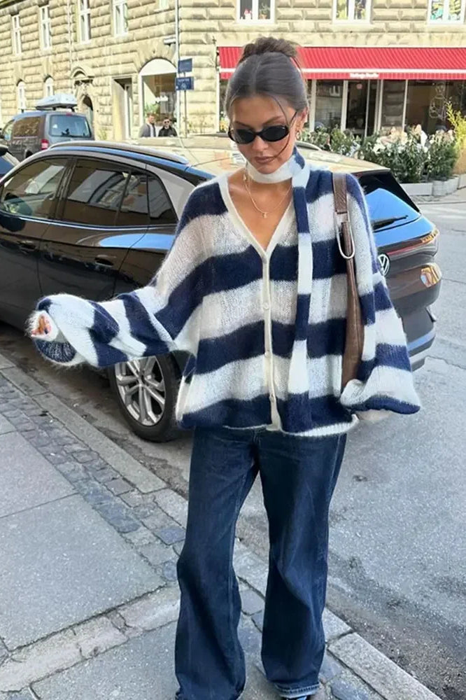 Mirla | Randig V-Ringad Lätt Stickad Cardigan-Eva Jonsson