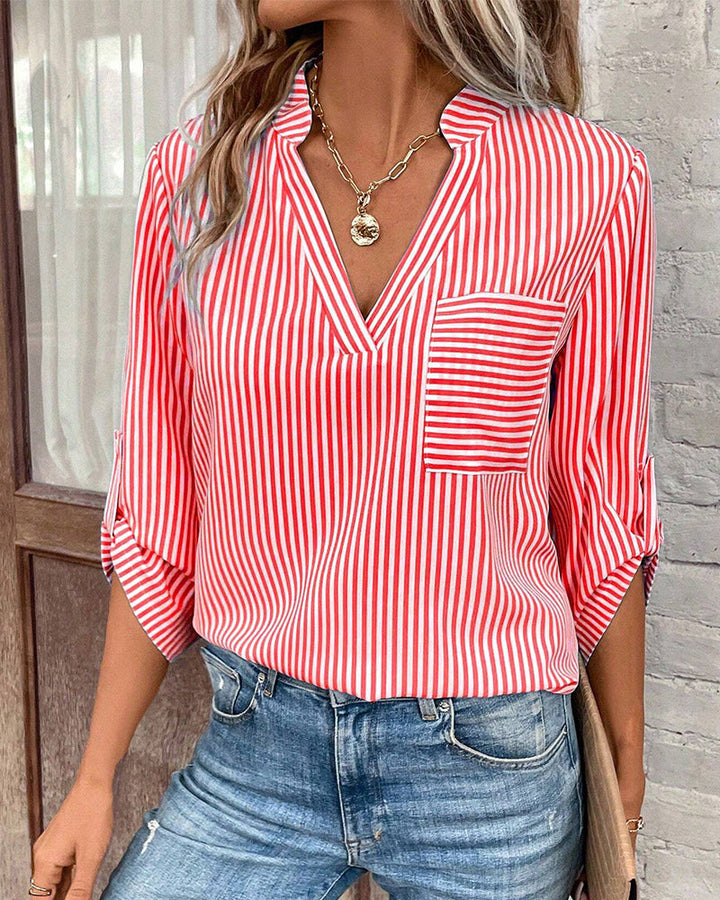 Mirla | Randig t-shirt med v-ringning och bröstficka-Eva Jonsson