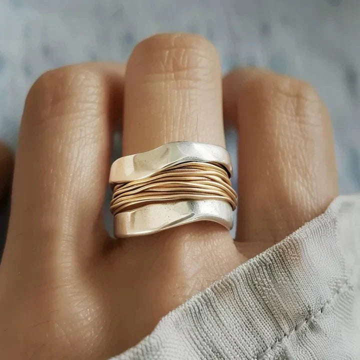 Mirla | Ring med guldtråd-Eva Jonsson