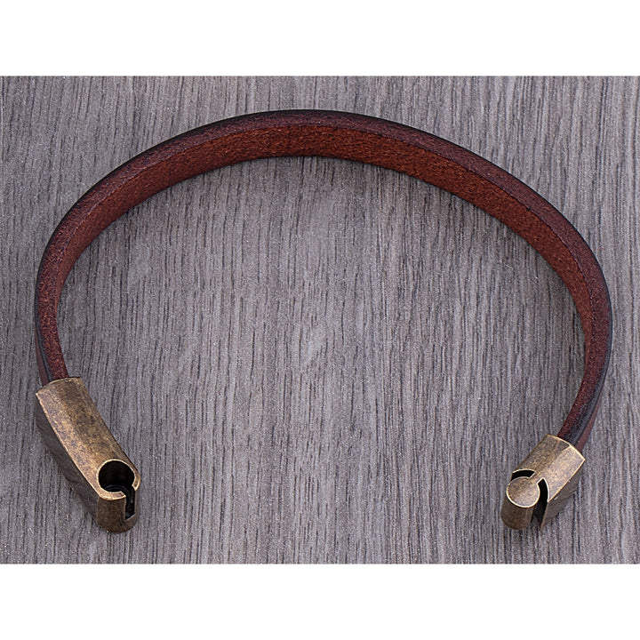 Mirla | Robust läderarmband med mässingsspänne-Eva Jonsson