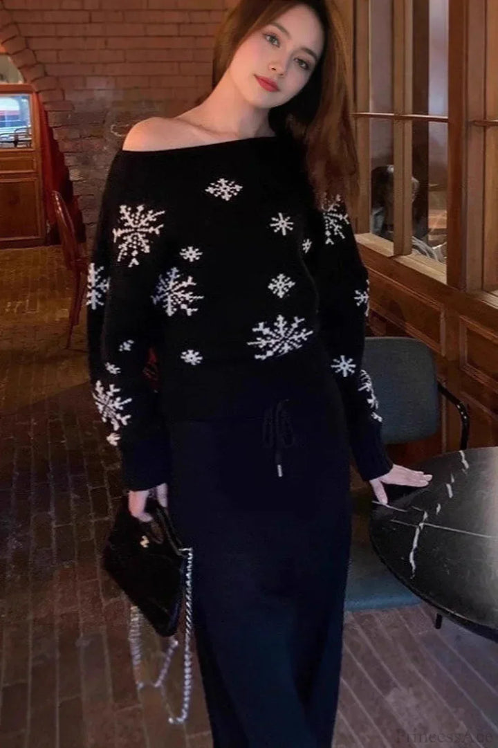 Mirla | Röd Snöflinga Jul Off Shoulder Tröja-Eva Jonsson