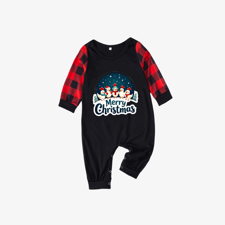 Mirla | Röd och Svart Ruta Jul-Pyjama-Set med Glada Höns och God Jul Texttryck-Eva Jonsson