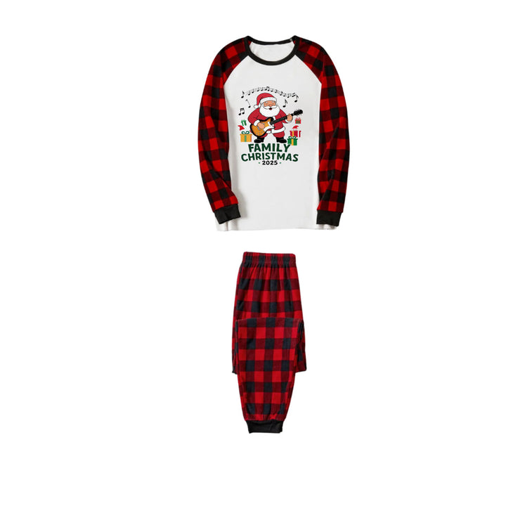 Mirla | Röd och Svart Rutig Jul-Pyjamas-Set med Santa och Familjejulstryck-Eva Jonsson