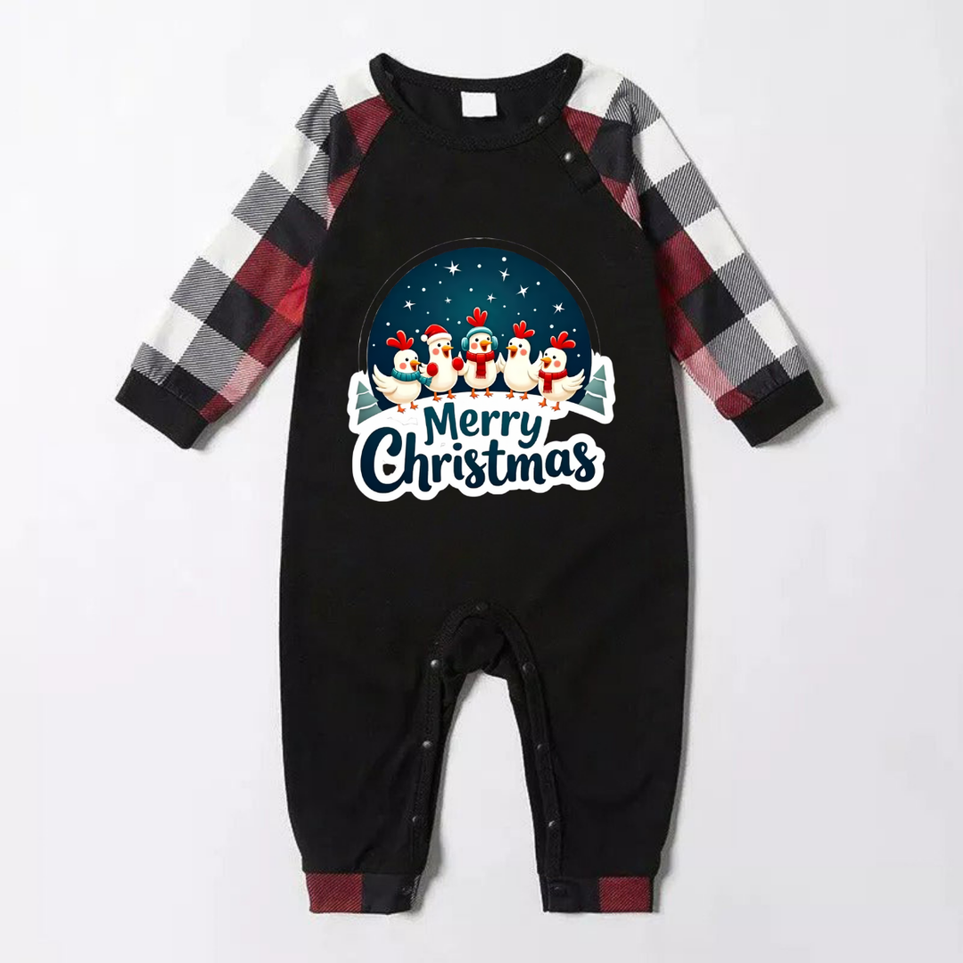 Mirla | Röda och Grå Rutiga Julpyjamas med Lyckliga Höns och God Jul Texttryck-Eva Jonsson
