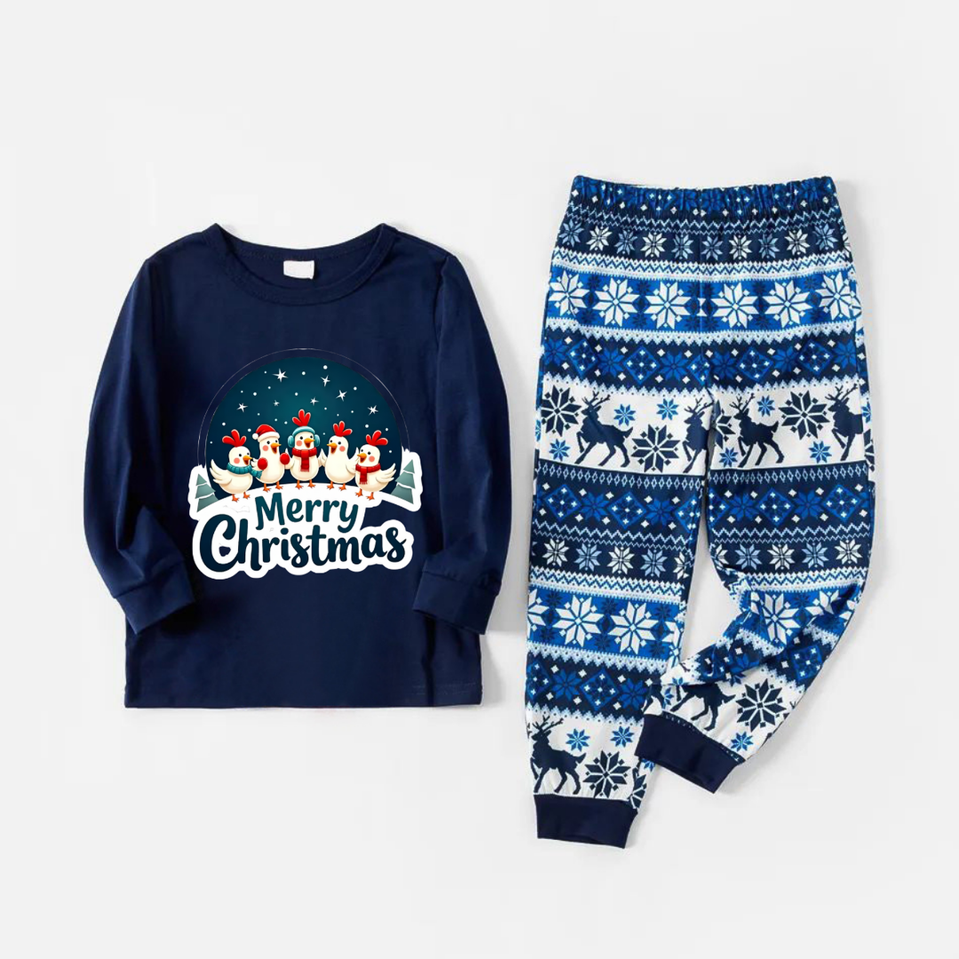 Mirla | Roliga Blå Julpyjamas-Set med Glada Kycklingar och God Jul Texttryck-Eva Jonsson