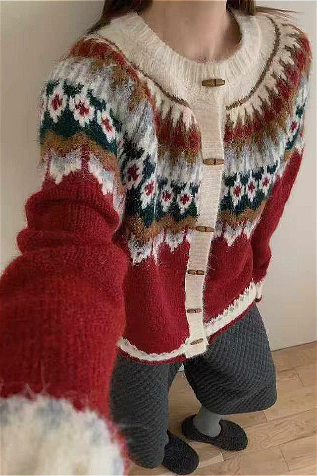 Mirla | Rundhals Fair Isle Jul Hornknapp Stickad Jacka-Eva Jonsson