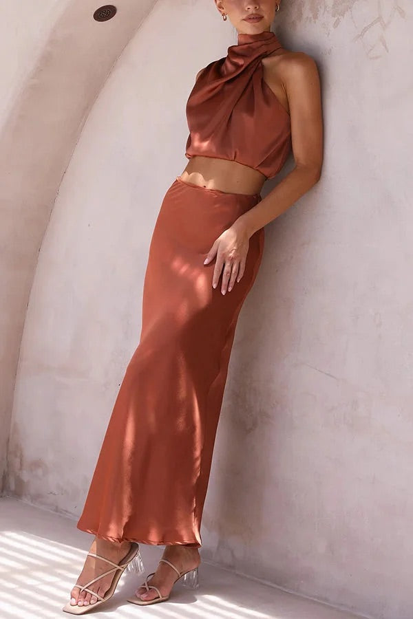 Mirla | Sådan En Stämning Högsluten Satin Draperad Maxikjol Set-Eva Jonsson