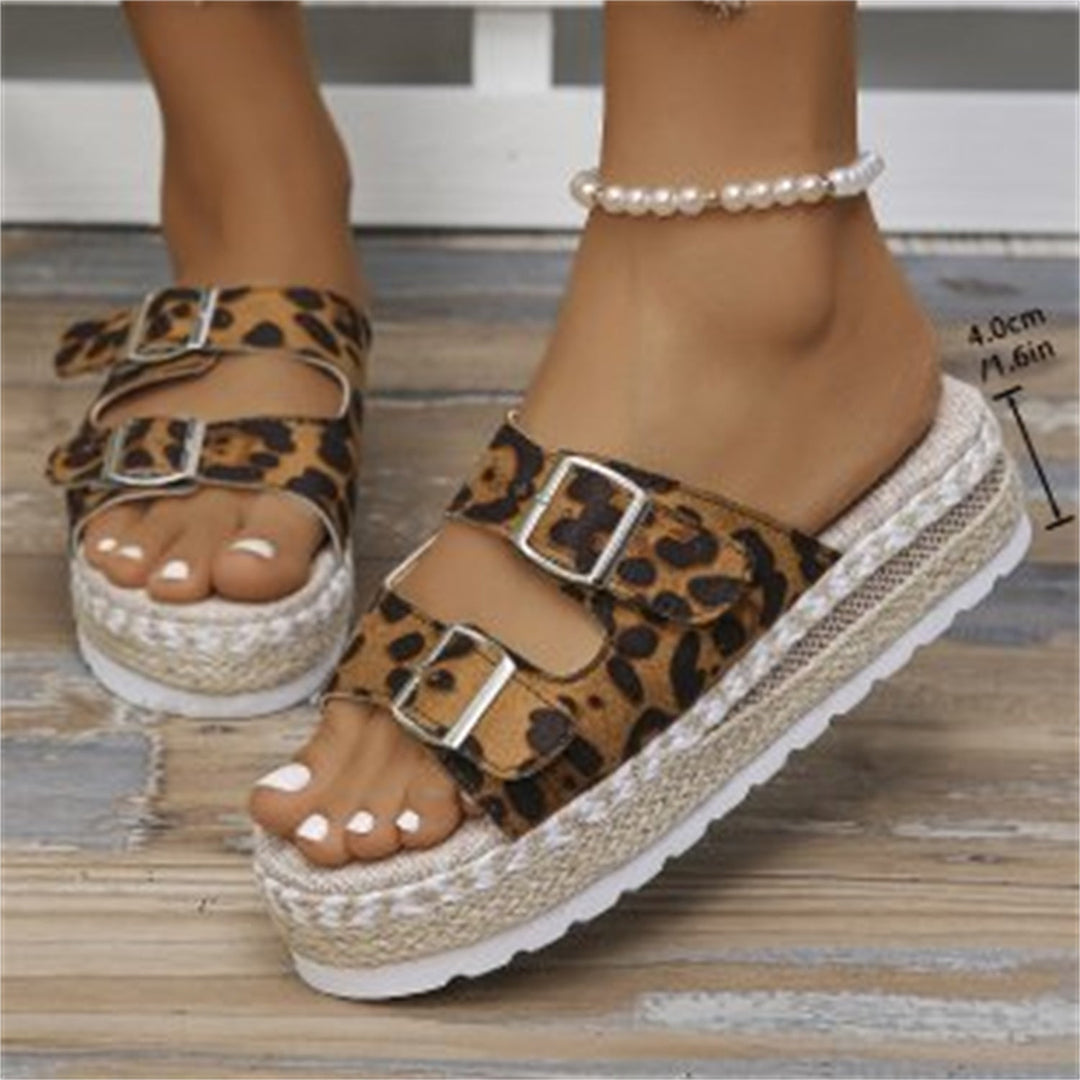 Mirla | Sandaler med dubbelspänne och leopardmönster-Eva Jonsson