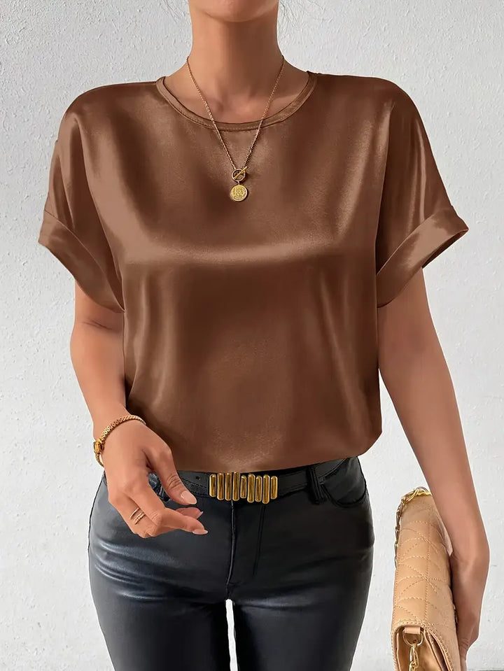 Mirla | Satin T-shirt med uppvikta ärmar för damer-Eva Jonsson