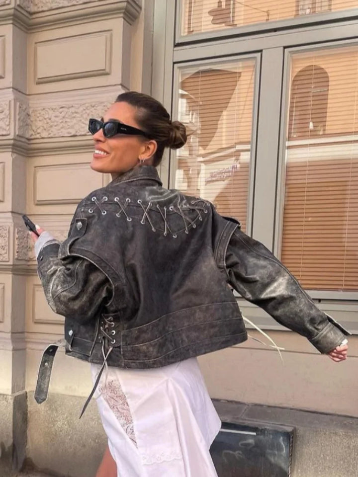 Mirla | Se Vegan Skinnjacka Timeless och Hållbar-Eva Jonsson