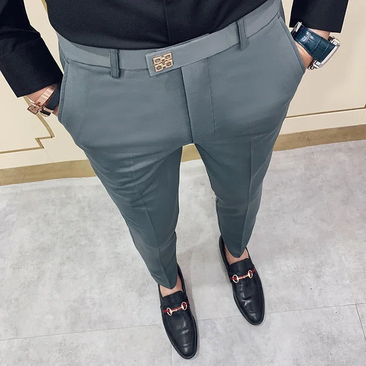 Mirla | Slim Fit Byxor för Herrar-Eva Jonsson
