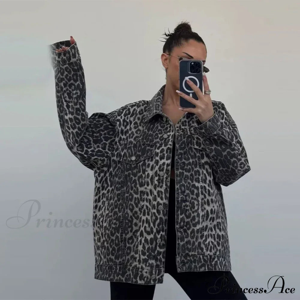 Mirla | Slim Fit Denim Jacka med Leopardbroderi-Eva Jonsson
