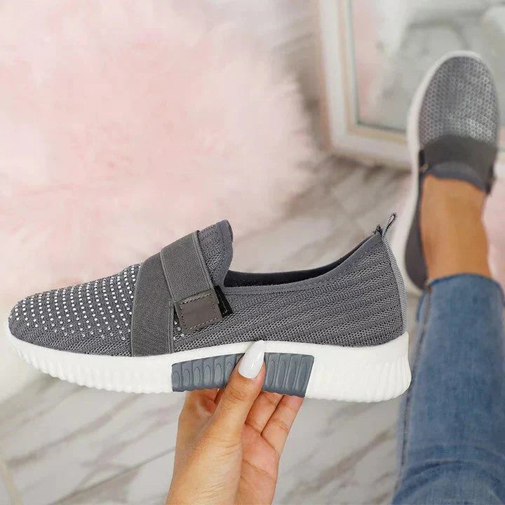 Mirla | Slip-On Sneakers för kvinnor med kardborreknäppning Förbättra din löpställning!-Eva Jonsson