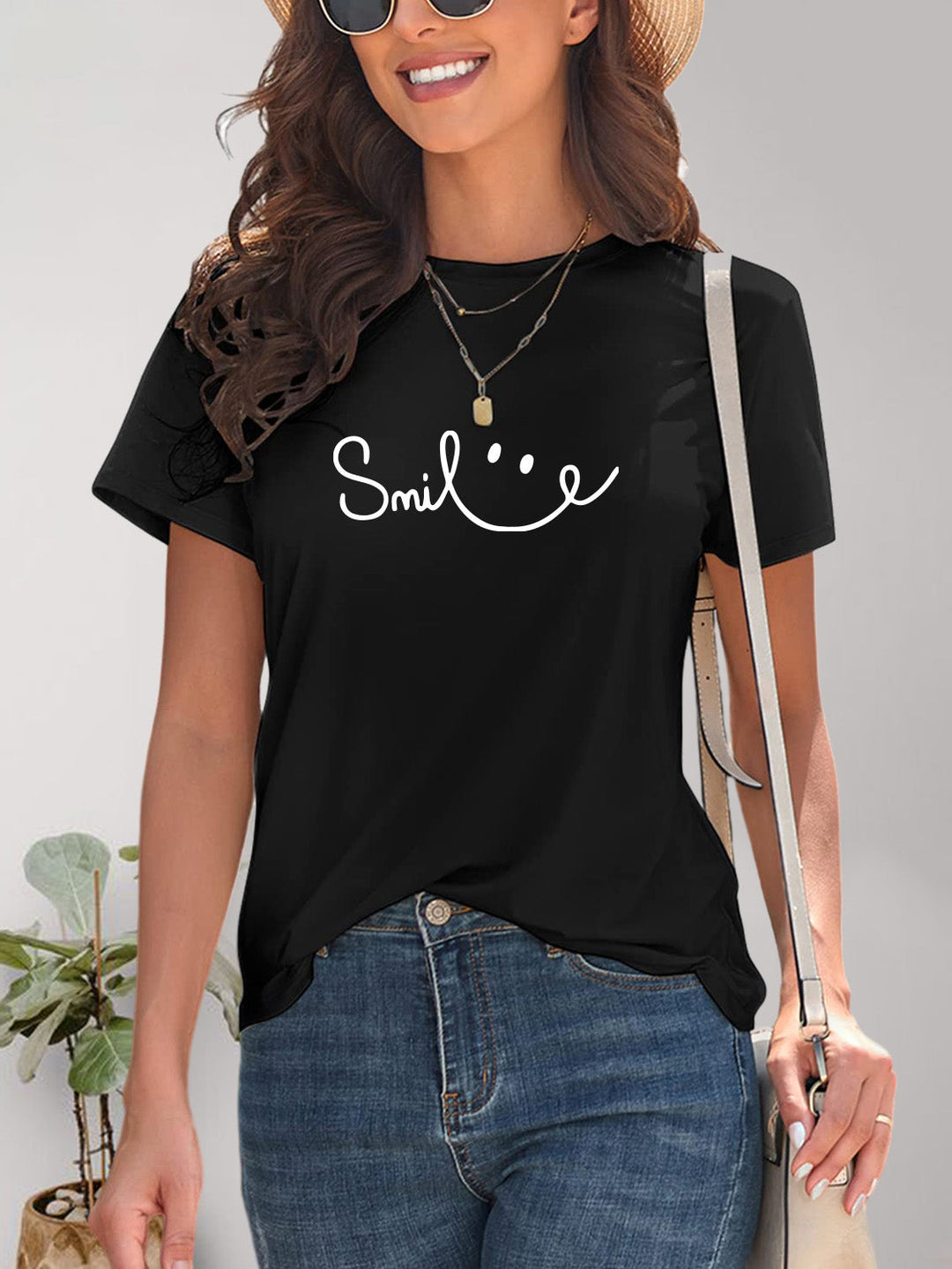 Mirla | Smile Rundhals Kortärmad T-shirt-Eva Jonsson
