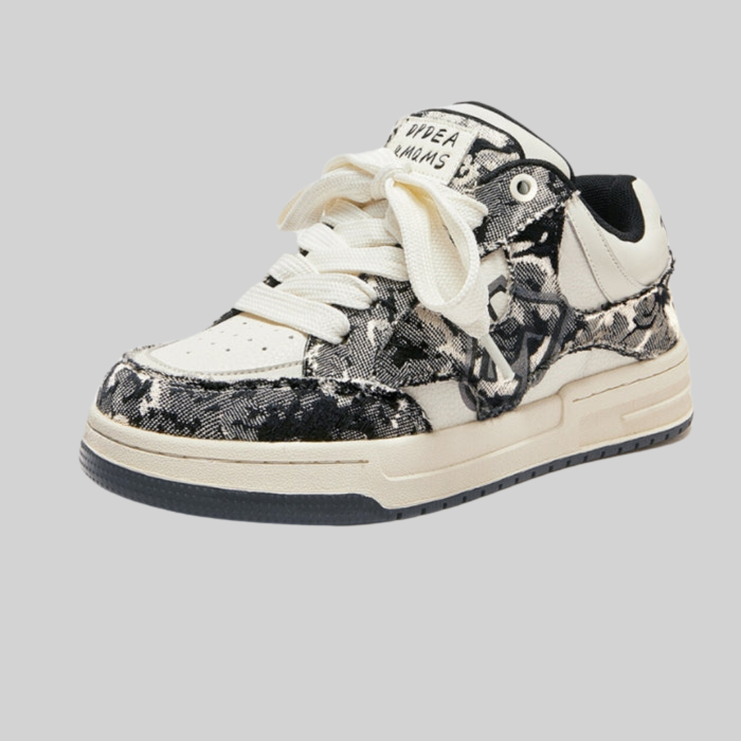 Mirla | Sneakers - Casual - Retro Kors Graffiti-Eva Jonsson