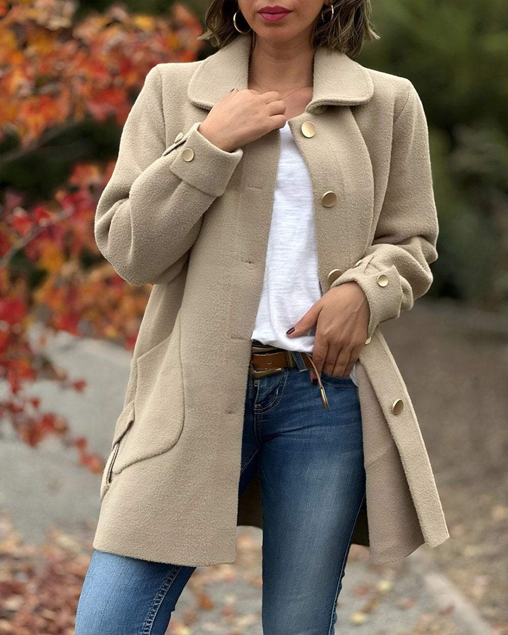 Mirla | Snygg, Elegant Jacka med Stilig Sidoknut-Detalj.-Eva Jonsson