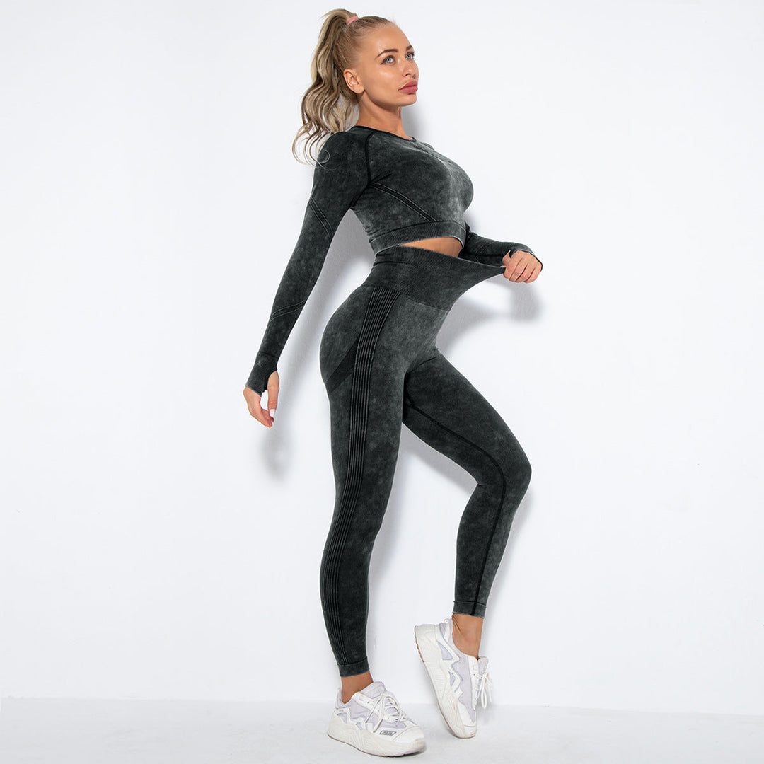 Mirla | Sportigt set med crop top och high waist leggings-Eva Jonsson