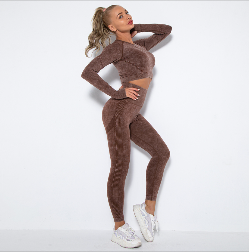 Mirla | Sportigt set med crop top och high waist leggings-Eva Jonsson