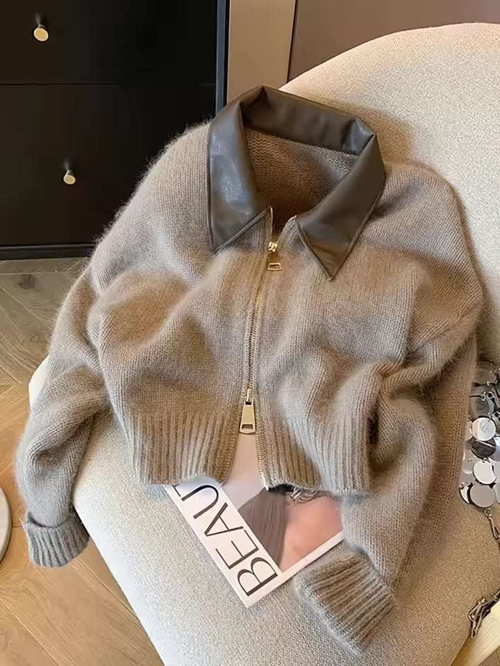 Mirla | Stickad Jacka med Dragkedja och Elegant Krage - Moderiktig Cropped Cardigan för Vardag och Kontor-Eva Jonsson