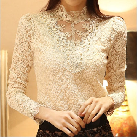 Mirla | Stilig Broderad Damblus-Eva Jonsson