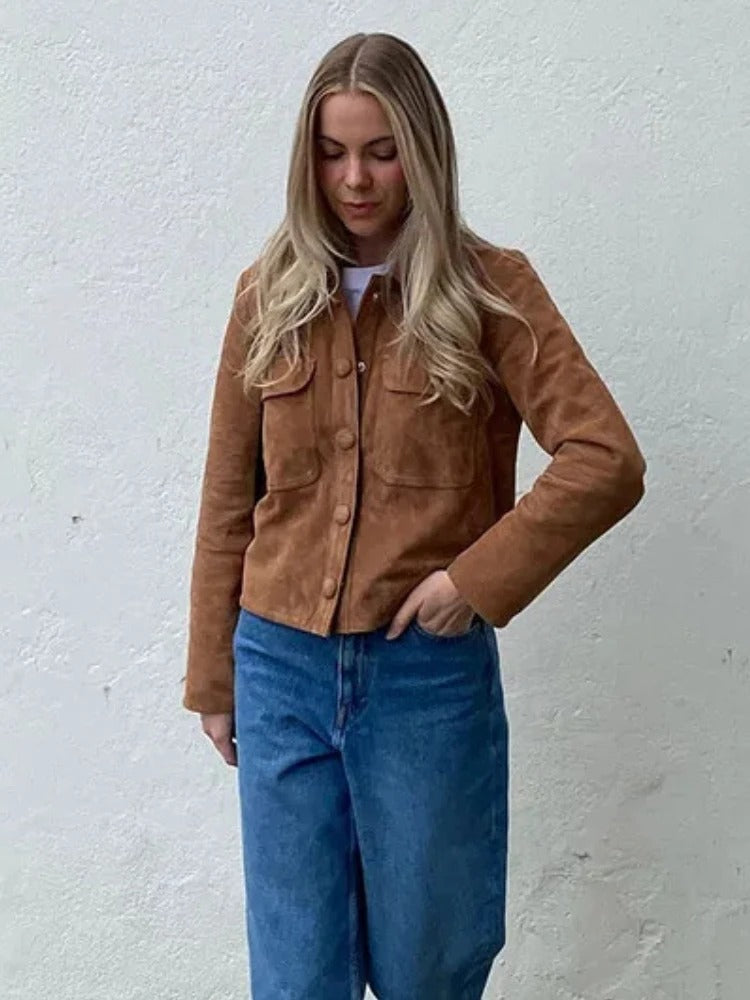 Mirla | Stilig Mockajacka för Dam-Eva Jonsson