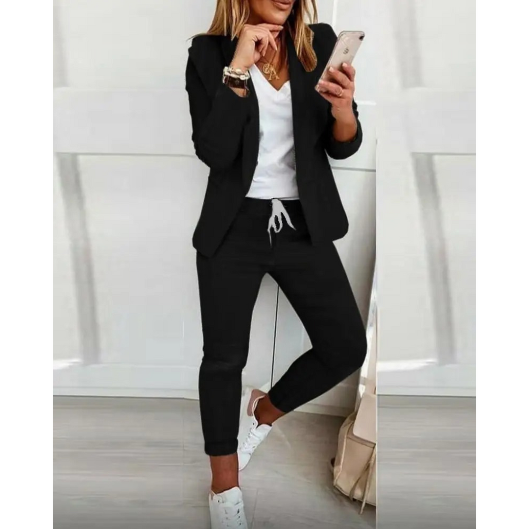 Mirla | Stiligt dam blazer och byxset-Eva Jonsson
