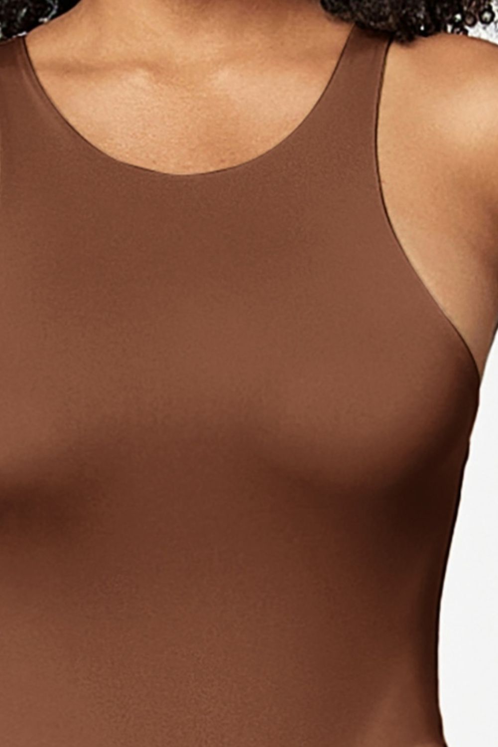 Mirla | Stl. Storlek Rundhalsband Axel Bodysuit-Eva Jonsson