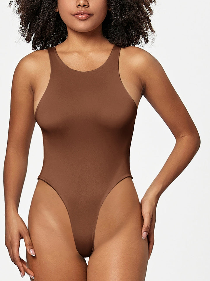 Mirla | Stl. Storlek Rundhalsband Axel Bodysuit-Eva Jonsson
