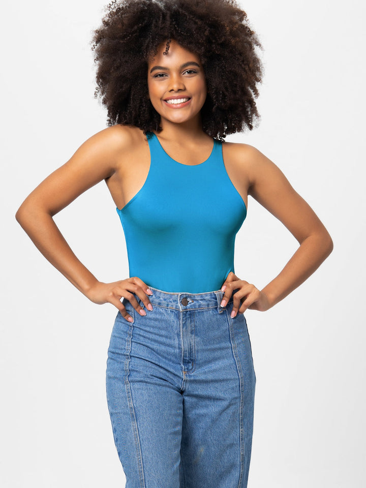 Mirla | Stl. Storlek Rundhalsband Axel Bodysuit-Eva Jonsson