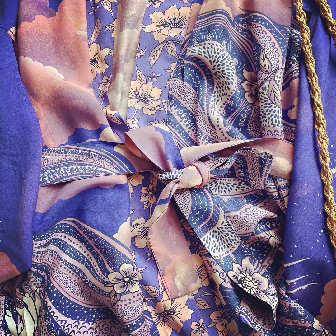 Mirla | Strandkimono med ”Mystic Blue Moon Starrynight”-tryck-Eva Jonsson