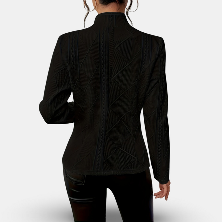 Mirla | Strukturerad Blazer – Figurformad Passform med Geometriska Detaljer-Eva Jonsson