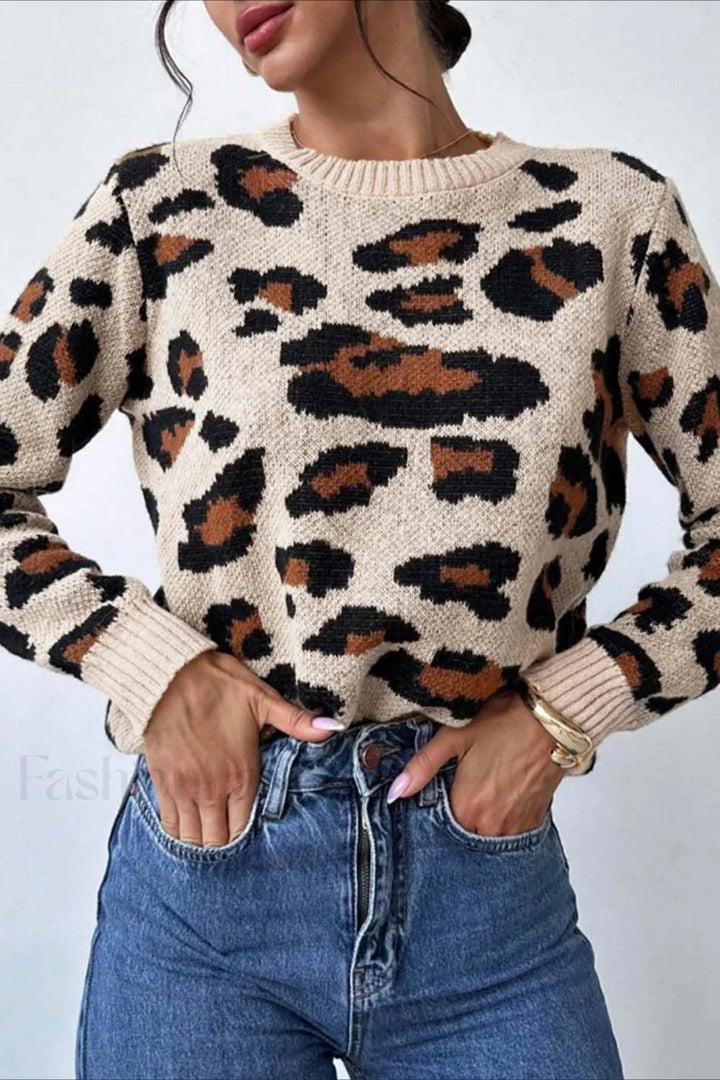 Mirla | Stylish Tröja med Färgblockering, Leopardmönster och Rundhalsutskärning-Eva Jonsson