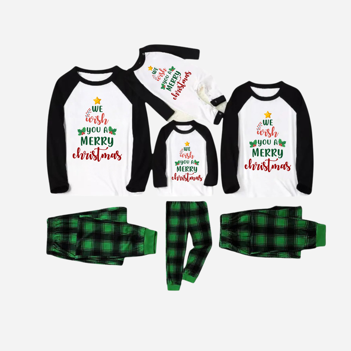 Mirla | Svart Raglan-Överdel Grön Rutigt Jul-Pyjamas-Set med We Wish You A Merry Christmas Texttryck-Eva Jonsson