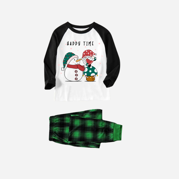 Mirla | Svart Raglan-Overdel Grönt Rutmönster Jul Pyjamas-Set med Snögubbe och Gnom och Happy Time Texttryck-Eva Jonsson