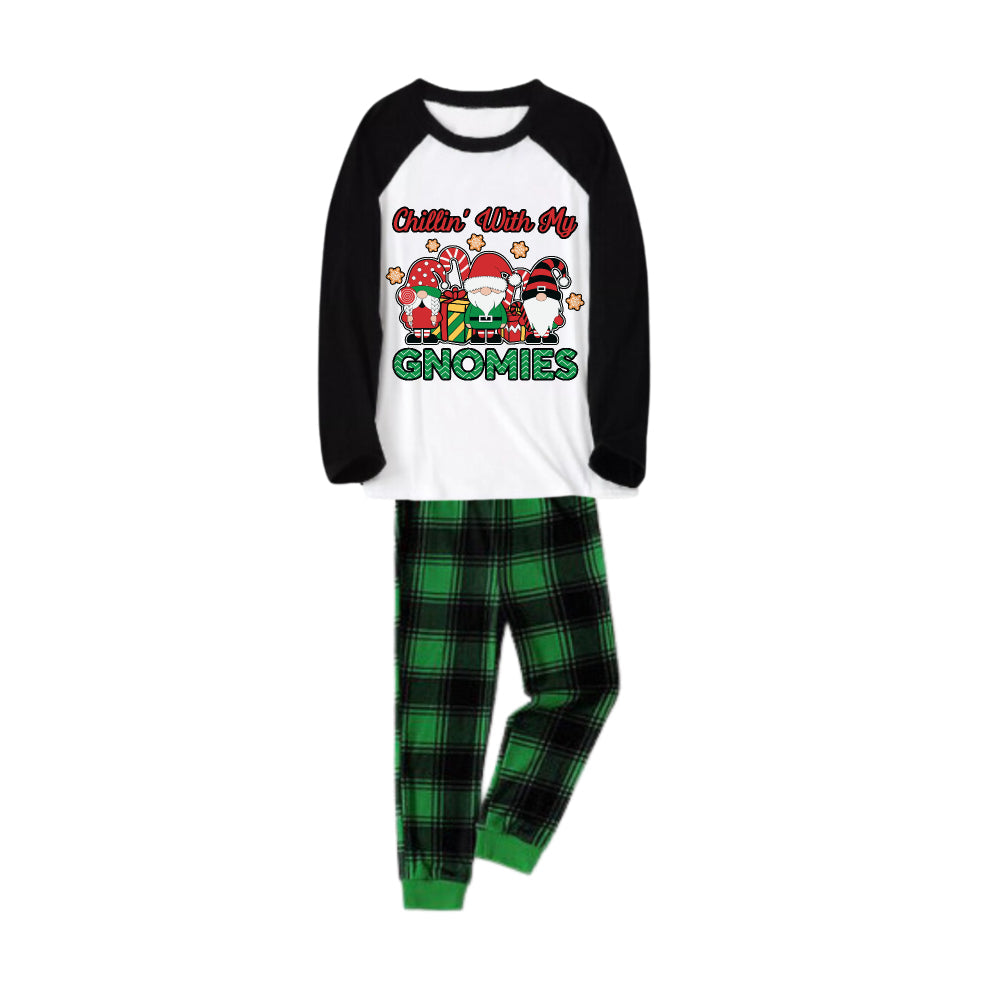 Mirla | Svart Raglan-Topp Grön Rutigt Julpyjamas-Set med Söt Tomte och Helgstext-Eva Jonsson