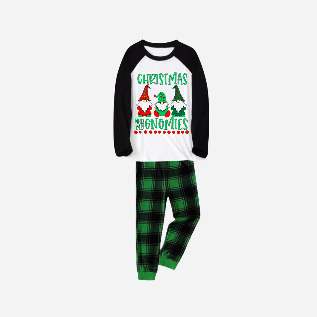 Mirla | Svart Raglan-Topp med Grönt Rutmönster Julpyjamas-Set med Jul med Mina Gnomies Texttryck-Eva Jonsson