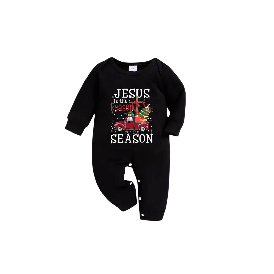 Mirla | Svart Topp och Gröna Morotsbyxor Julpyjamas-Set med Texttrycket Jesus Är Anledningen Till Säsongen-Eva Jonsson