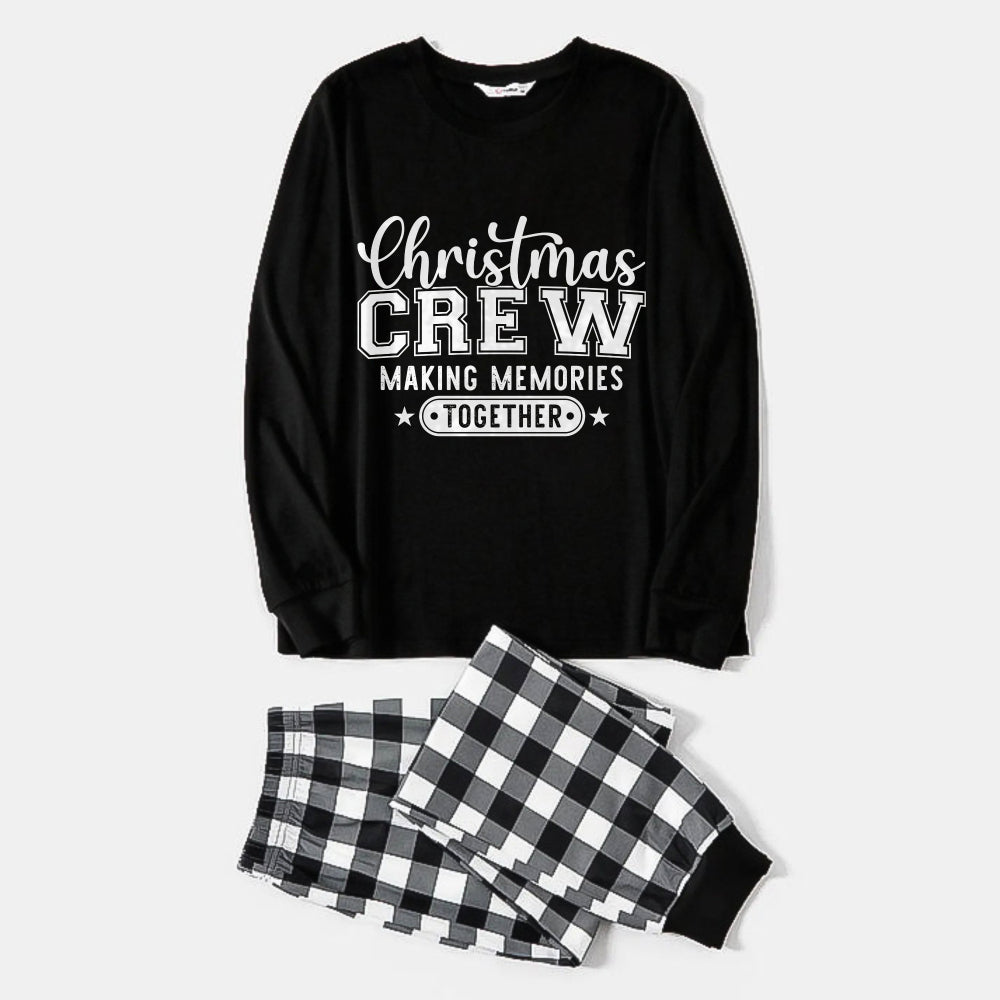 Mirla | Svart-Vit Rutig Julpyjamas-Set med Christmas Crew Making Memories Together Svart & Vit Texttryck-Eva Jonsson