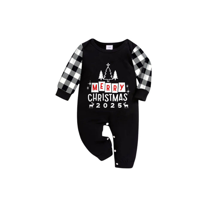 Mirla | Svart-Vit Rutigt Kortärmad Julfamilj Pyjamas-Set med God Jul 2025 och Julgran Tryck-Eva Jonsson