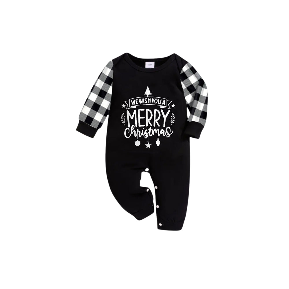 Mirla | Svart och Vit Rutig Kortärmad Julfamilj-Pyjamas-Set med Jul-Texttryck-Eva Jonsson