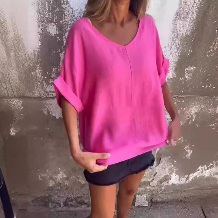 Mirla | T-shirt med överdimensionerad V-hals för damer-Eva Jonsson